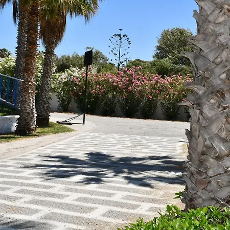 1-bedroom Olympia At Lambi شقة بلدة كوس